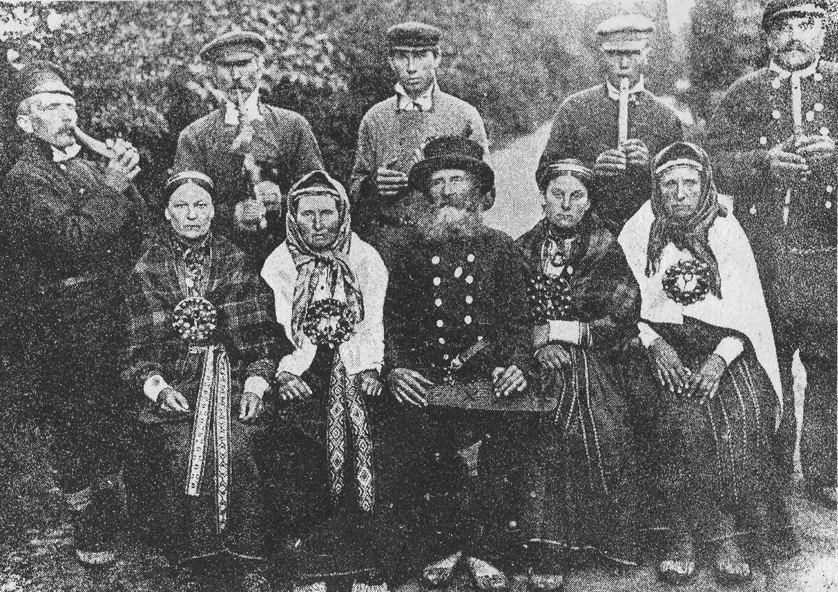 Alsunga Ensemble.jpg